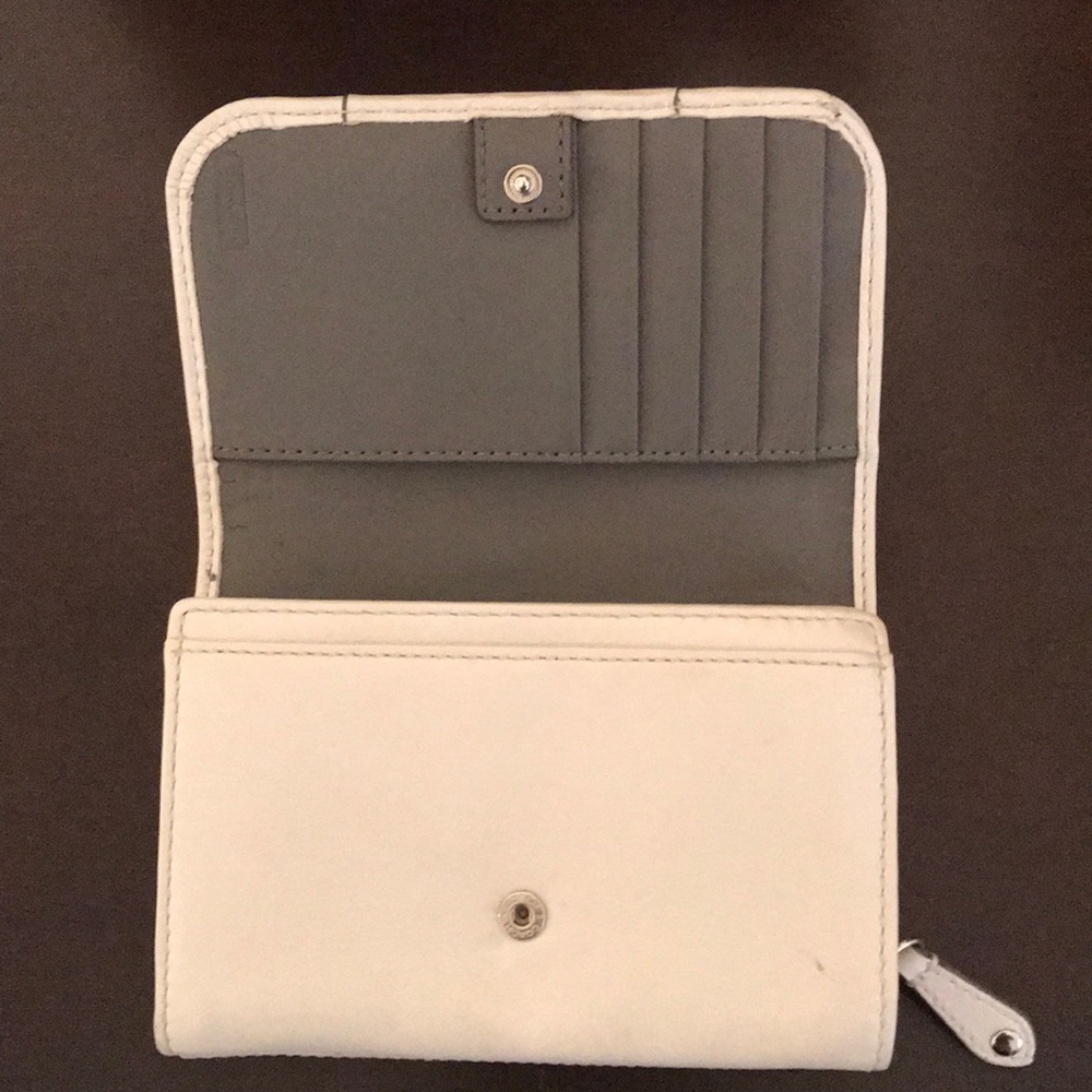 Coach Wallet - Picture 4 of 7